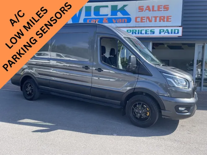 2020 Ford Transit photo 1
