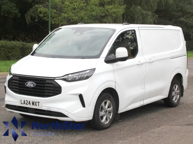 2024 Ford Transit Custom photo 1