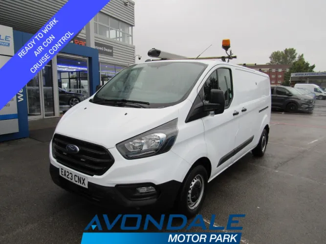 2023 Ford Transit Custom photo 1