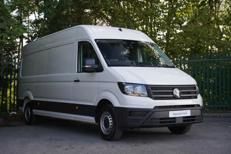 2025 Volkswagen CRAFTER CR35 TDI photo 1