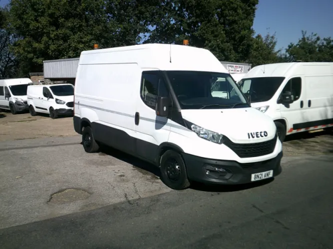2018 IVECO DAILY photo 1