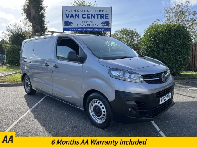 2022 Vauxhall Vivaro photo 1
