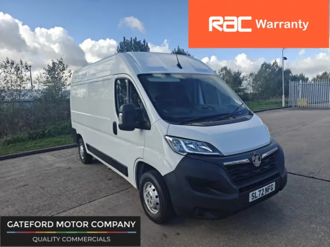 2022 Vauxhall Movano photo 1