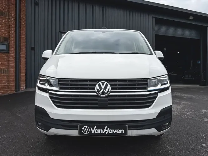2024 Volkswagen Transporter photo 1