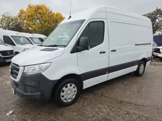 2021 MERCEDES-BENZ SPRINTER photo 1