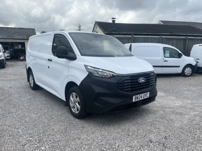 2024 FORD TRANSIT CUSTOM photo 1