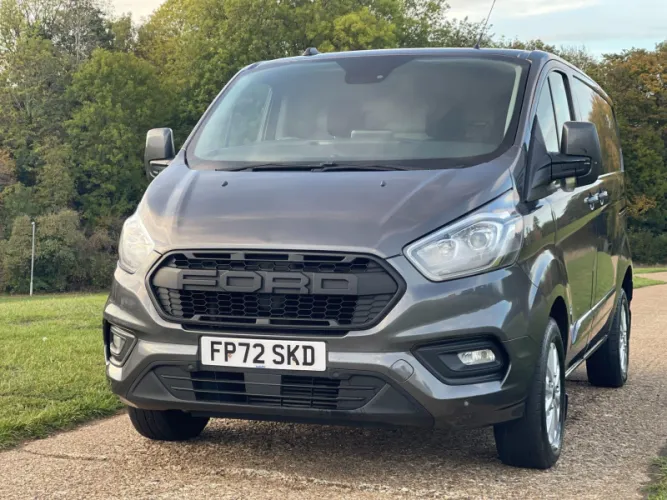 2022 Ford Transit Custom photo 1