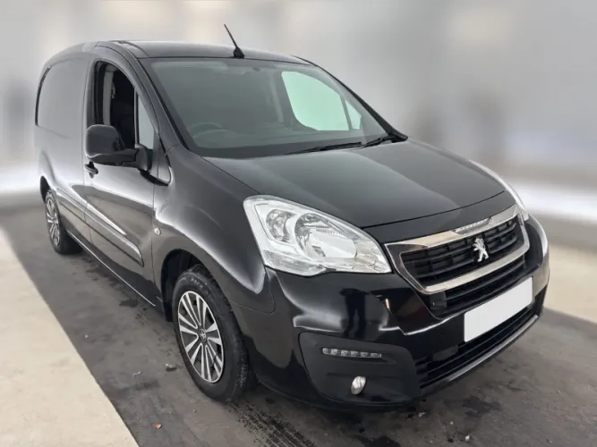 2018 Peugeot Partner photo 1