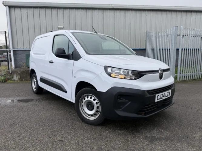 2024 CITROEN BERLINGO photo 1