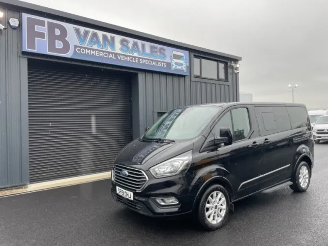 2019 FORD TOURNEO CUSTOM photo 1