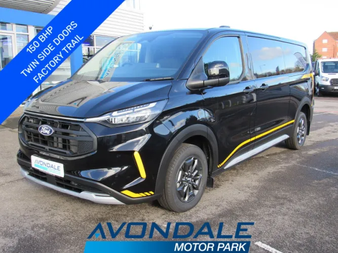 2025 Ford Transit Custom photo 1
