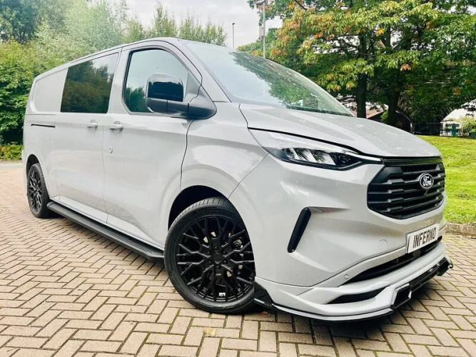 2025 Ford 2025 Transit Custom photo 1