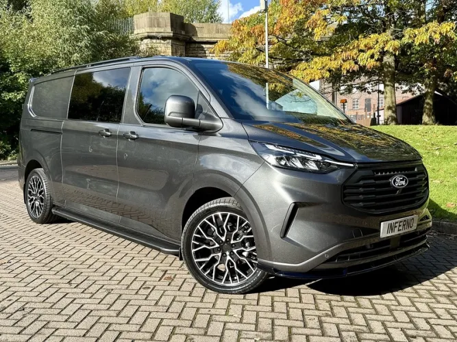 2025 Ford 2025 Transit Custom photo 1