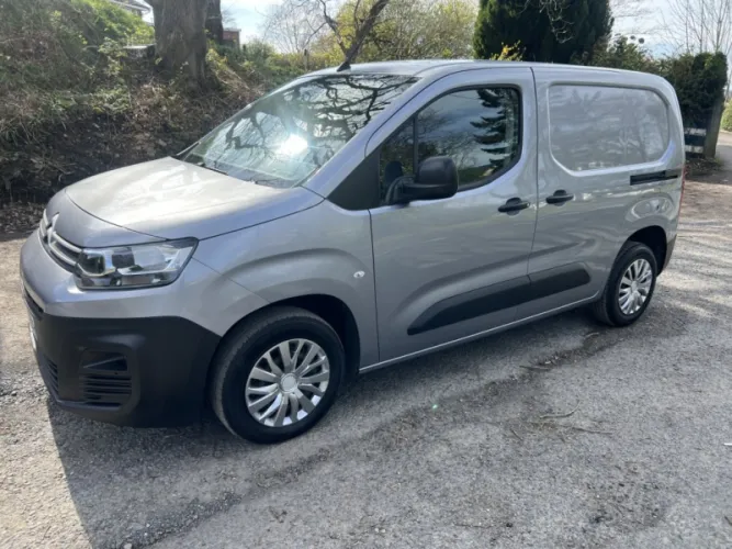 2020 CITROEN BERLINGO photo 1