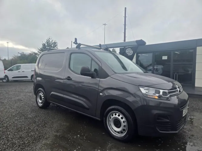 2023 CITROEN BERLINGO photo 1