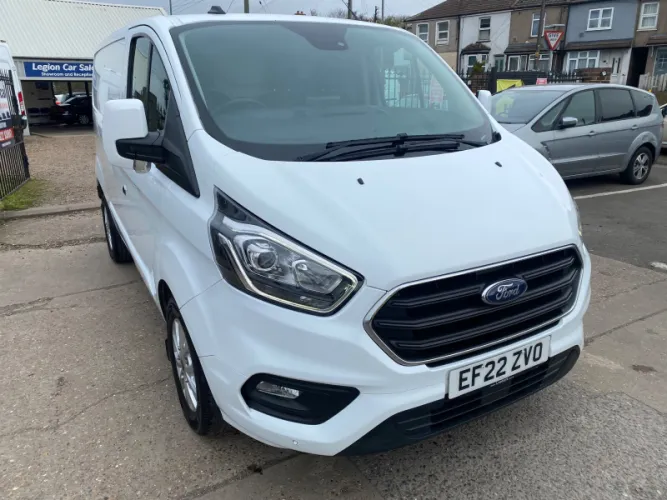 2022 Ford Transit Custom photo 1