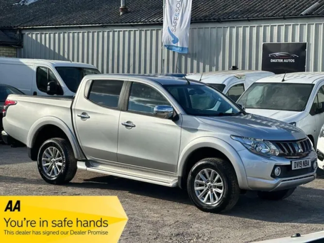 2019 Mitsubishi L200 photo 1