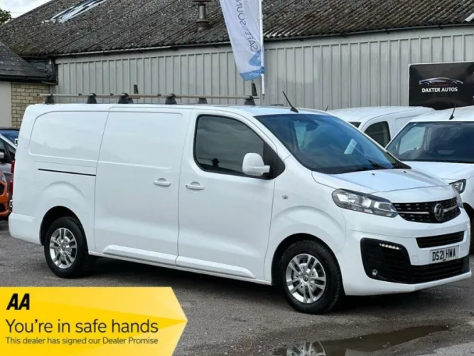2021 Vauxhall Vivaro photo 1