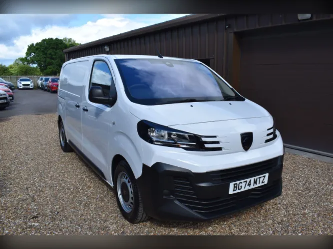 2024 Peugeot E-EXPERT photo 1