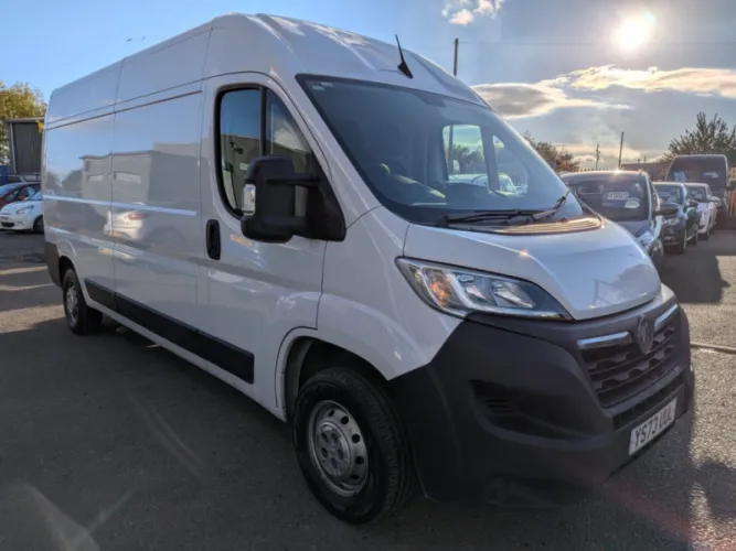 2023 VAUXHALL MOVANO photo 1