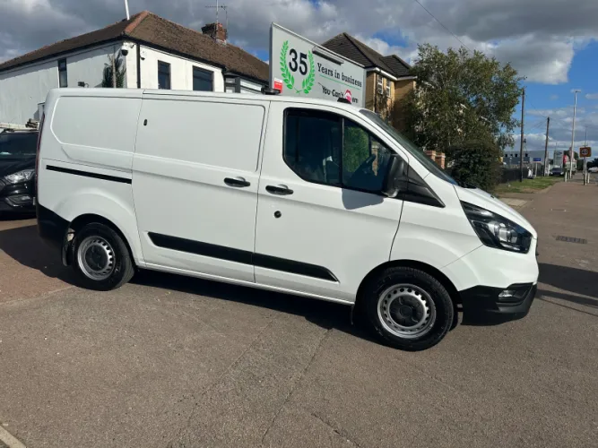 2022 Ford Transit Custom photo 1