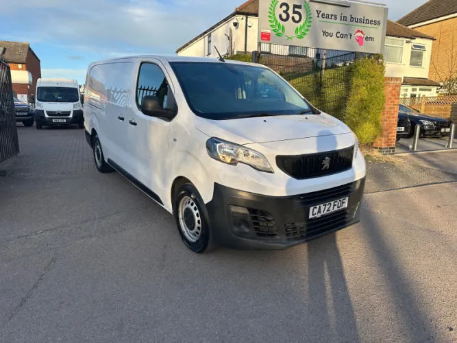 2022 Peugeot Expert photo 1