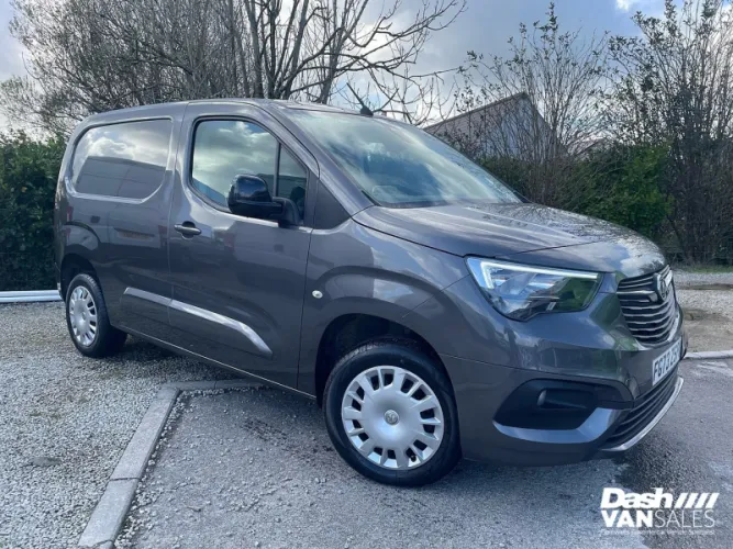 2023 Vauxhall Combo photo 1