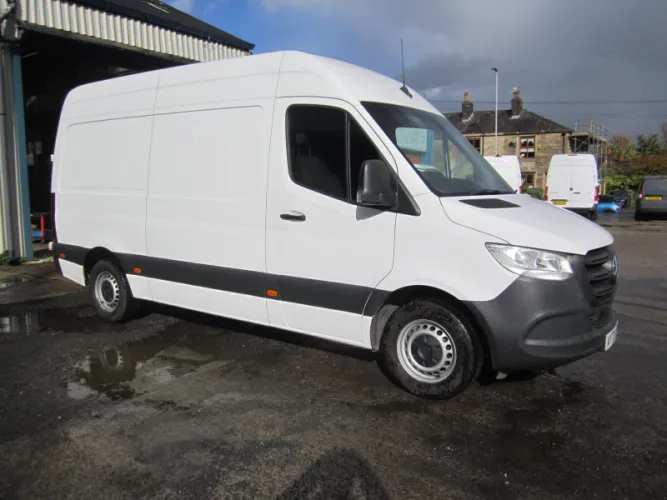 Mercedes-Benz MERCEDES SPRINTER 315 photo 1