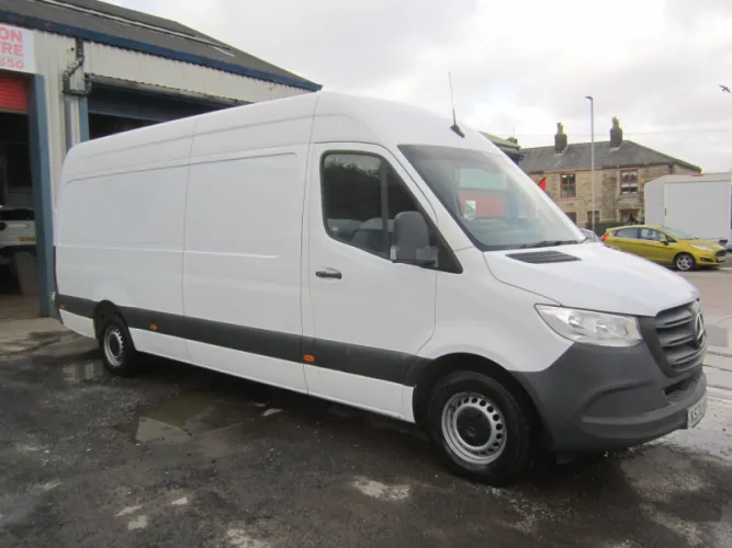 Mercedes-Benz MERCEDES SPRINTER 315 photo 1