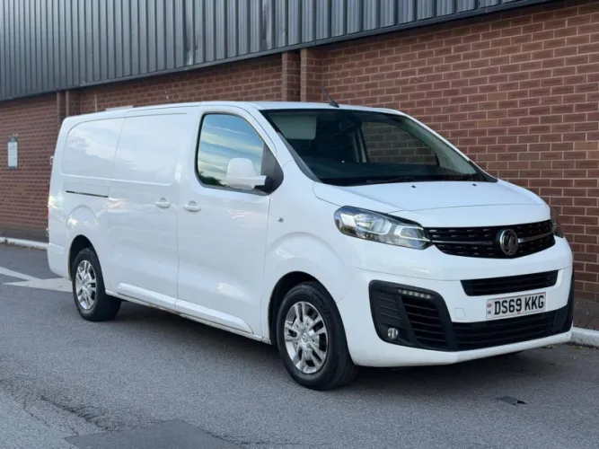 2019 Vauxhall VIVARO 2900 1.5d photo 1