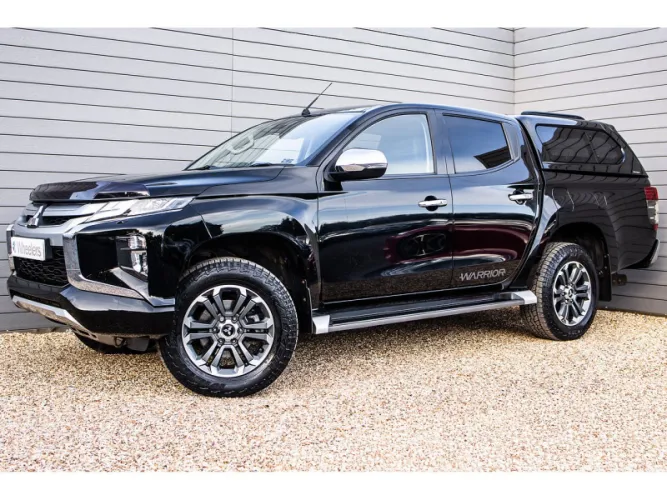 2019 Mitsubishi L200 photo 1