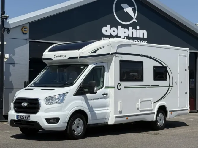 2025 Your selected motorhomes to photo 1