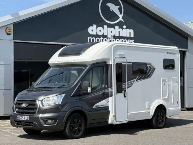 2025 Your selected motorhomes to photo 1