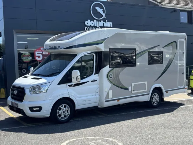2021 Your selected motorhomes to photo 1