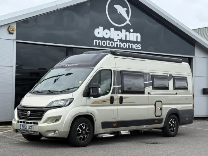 2021 Your selected motorhomes to photo 1