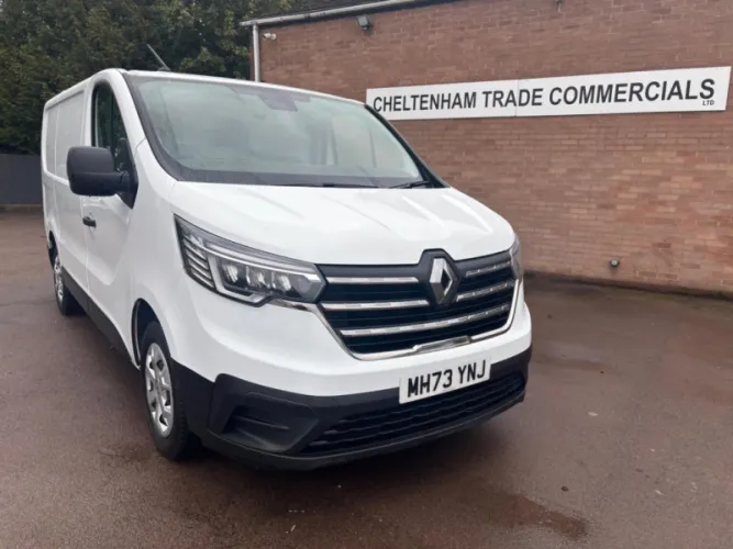 2024 Renault TRAFIC photo 1