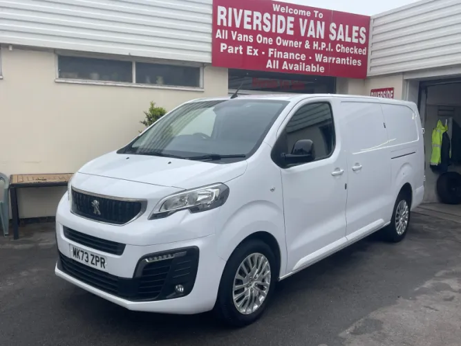 2020 Vauxhall Combo photo 1