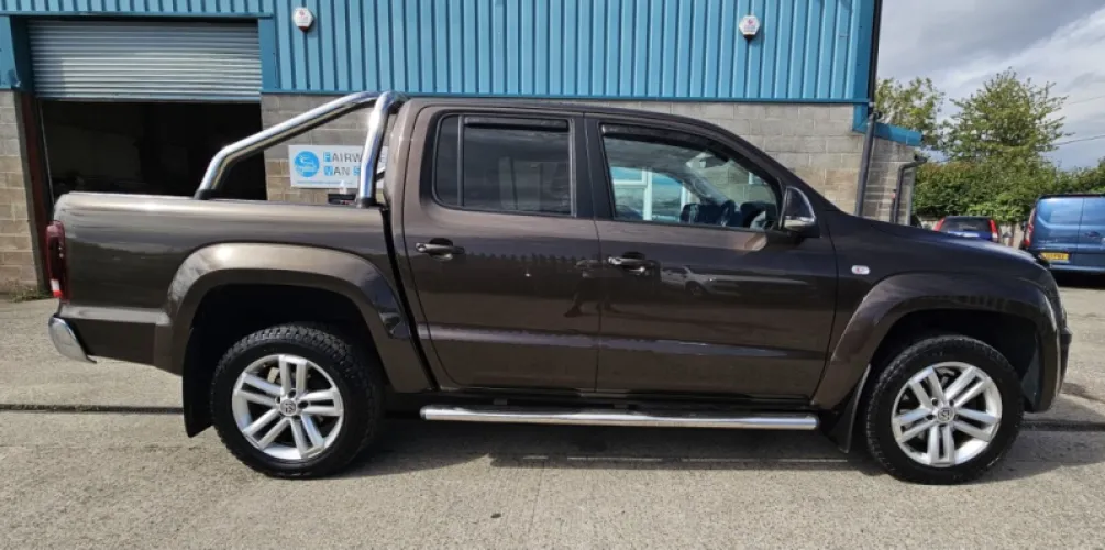 2017 Volkswagen AMAROK photo 1