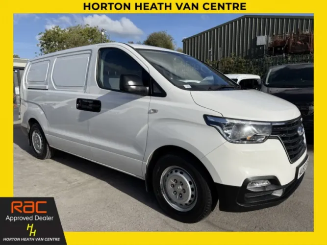 2019 HYUNDAI ILOAD photo 1