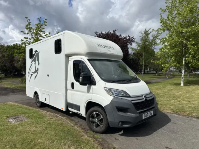 2017 CITROEN RELAY photo 1