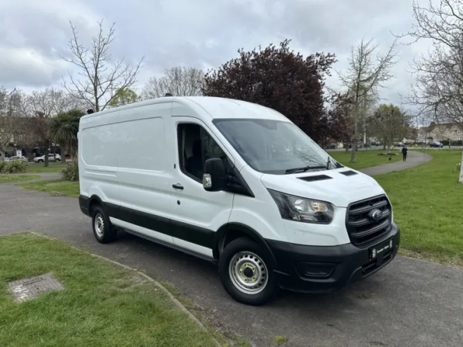 2022 FORD TRANSIT photo 1