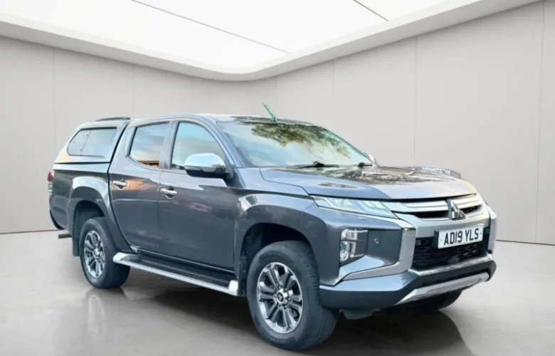 2019 MITSUBISHI L200 photo 1