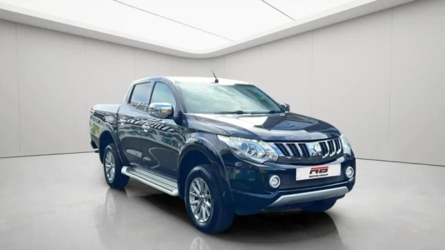 2019 MITSUBISHI L200 photo 1