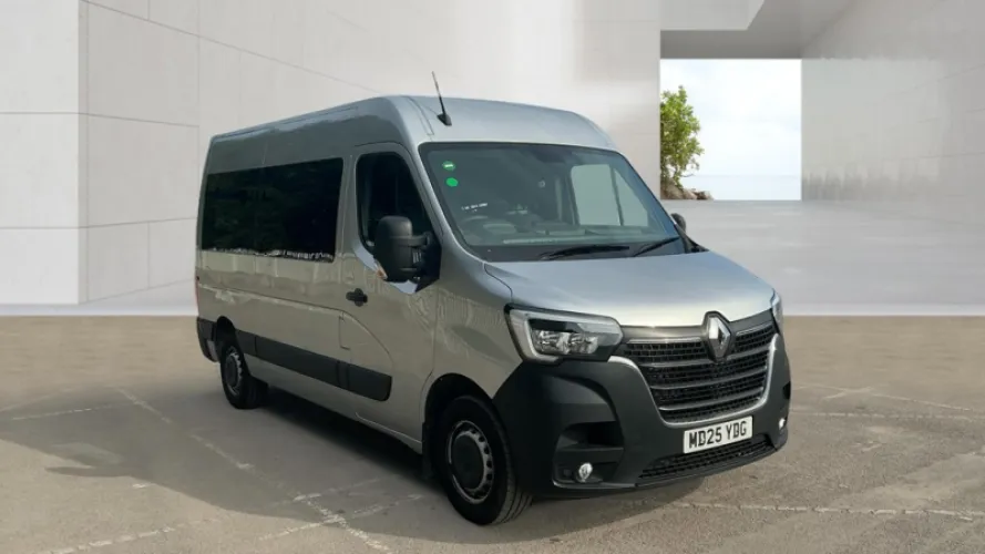 2025 RENAULT MASTER photo 1