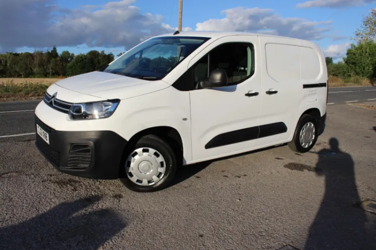 2021 Citroen Berlingo photo 1