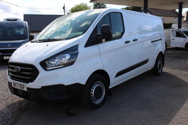 2021 Ford Transit Custom photo 1