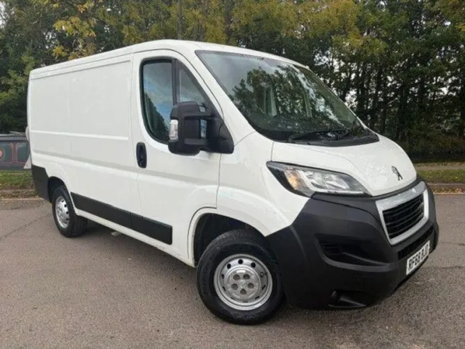 2019 PEUGEOT BOXER photo 1