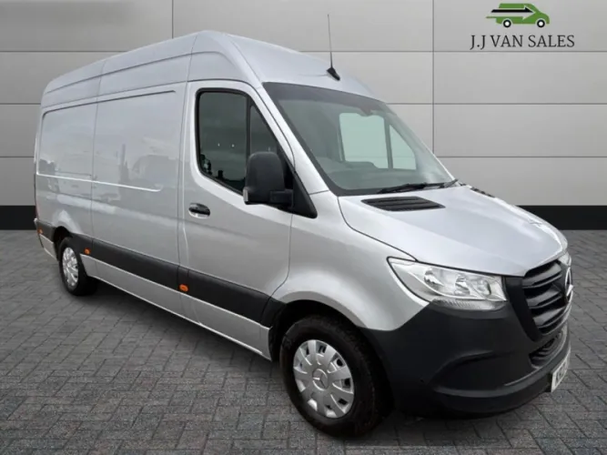 2021 MERCEDES-BENZ SPRINTER photo 1