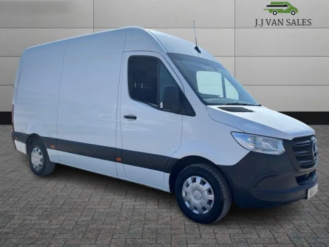 2021 MERCEDES-BENZ SPRINTER photo 1