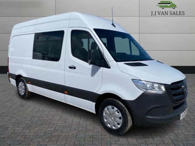 2021 MERCEDES-BENZ SPRINTER photo 1